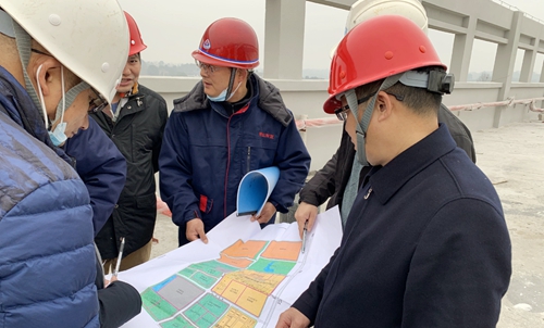 王大真到宜昌區域分子公司和項目現場檢查指導工作(圖2) 王大真到宜昌區域分子公司和項目現場檢查指導工作(圖2)