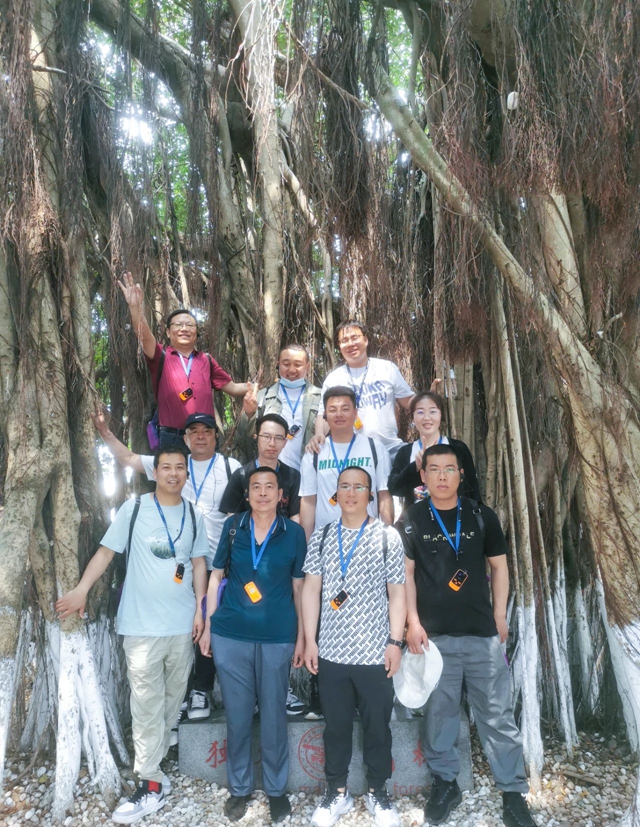 集團工會組織今年首批優秀職工開展療休養活動(圖3) 集團工會組織今年首批優秀職工開展療休養活動(圖3)