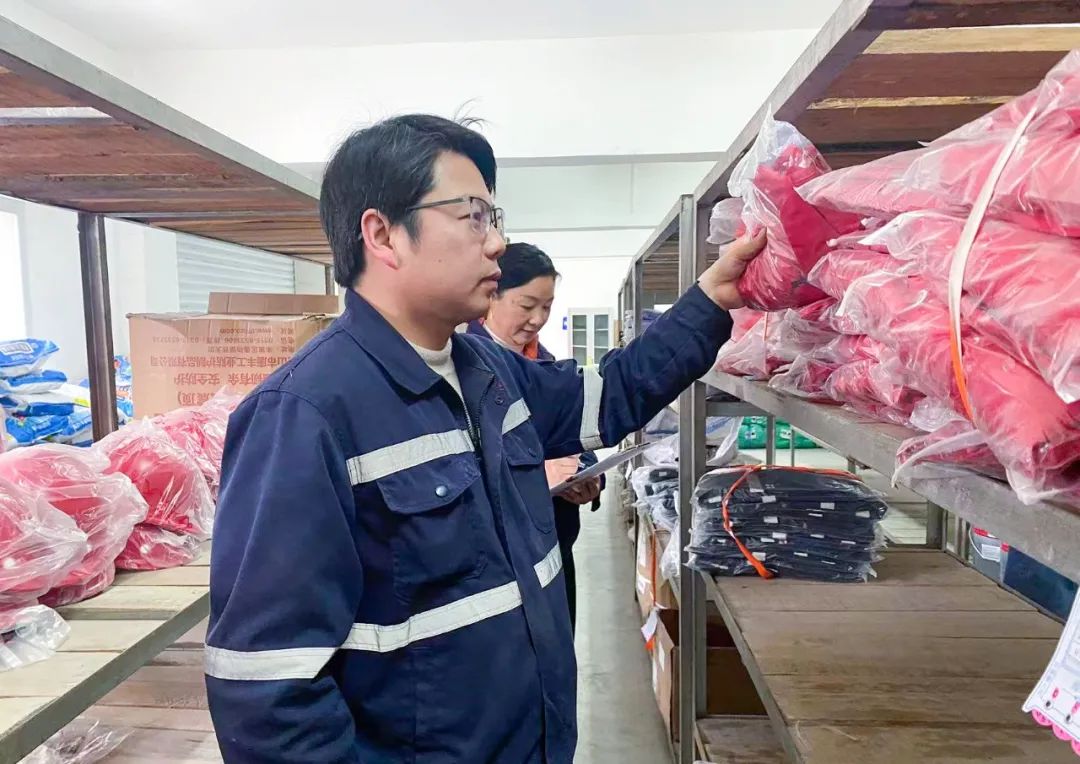 宜化礦業(yè)郭倉(cāng)?。簼M(mǎn)腔熱愛(ài)向機(jī)電，一片初心為礦山(圖4)